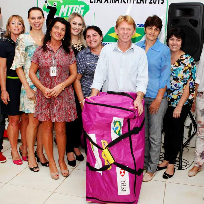 Entrega dos kits do Golfe para a Vida em Toledo (PR)